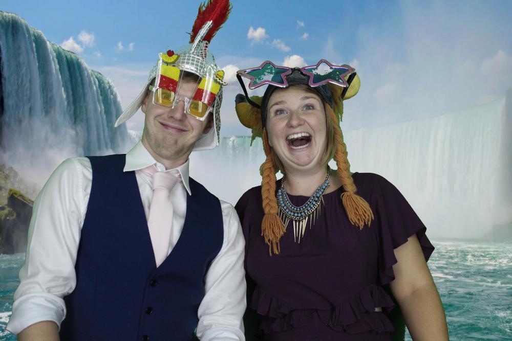 Katherine & Simon | View more photos from the event at gallery.myphotoboothexperience.co.uk/u/MyPhotoBoothExperienceLtd/Katherine-Simon